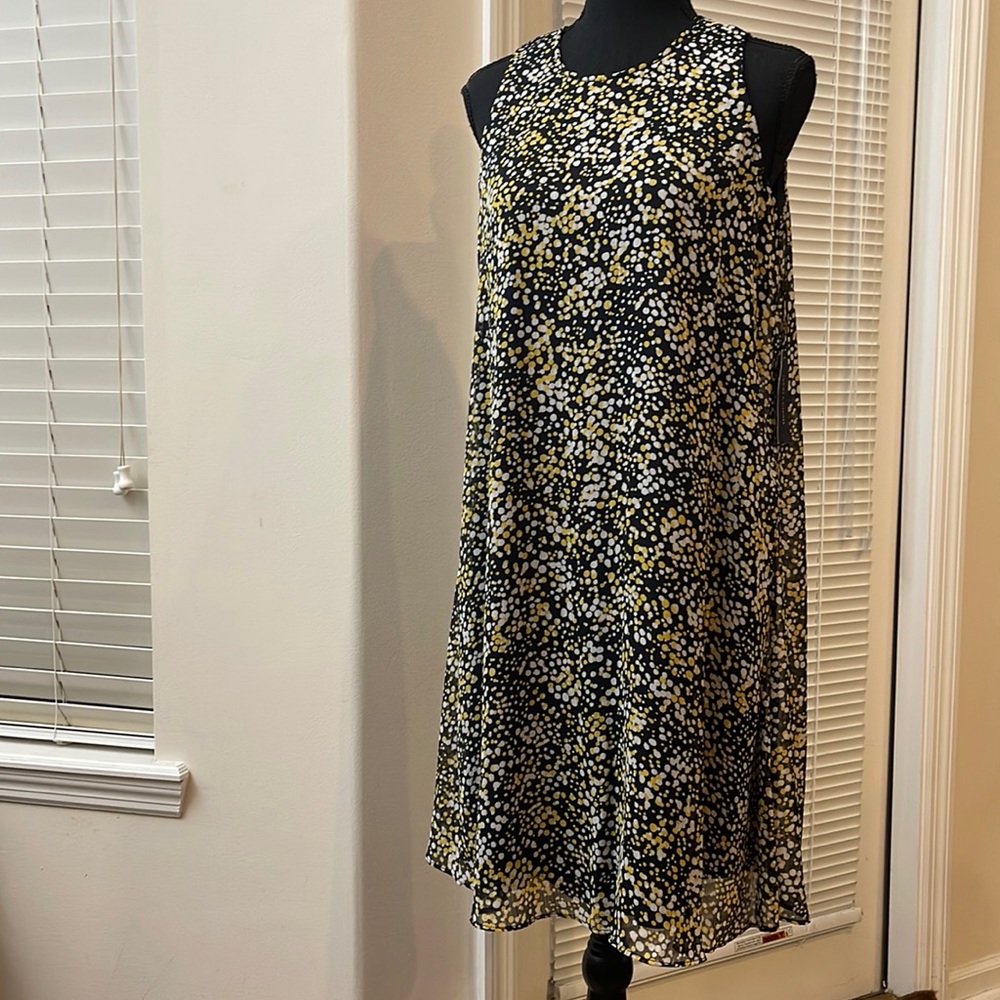 Tommy Hilfiger Sleeveless Chiffon Print Keyhole Back Dress